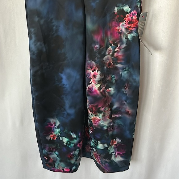 Bebe NWT Amanda Print Dark Blue Spaghetti Straps Scuba Mini Dress **Sz M**🔥🔥 - Picture 8 of 9